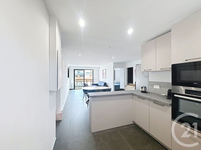 Appartement F3 à vendre - 3 pièces - 53,14 m2 - Mandelieu La Napoule - 06 - PROVENCE-ALPES-COTE-D-AZUR