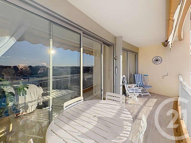 Appartement F4 &agrave; vendre - 4 pi&egrave;ces - 110 m2 - Mandelieu La Napoule - 06 - PROVENCE-ALPES-COTE-D-AZUR