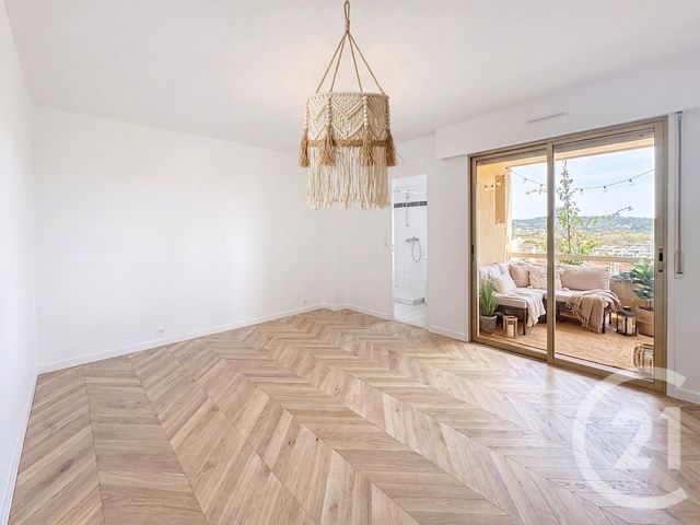 Appartement F4 &agrave; vendre - 4 pi&egrave;ces - 103,86 m2 - Mandelieu La Napoule - 06 - PROVENCE-ALPES-COTE-D-AZUR