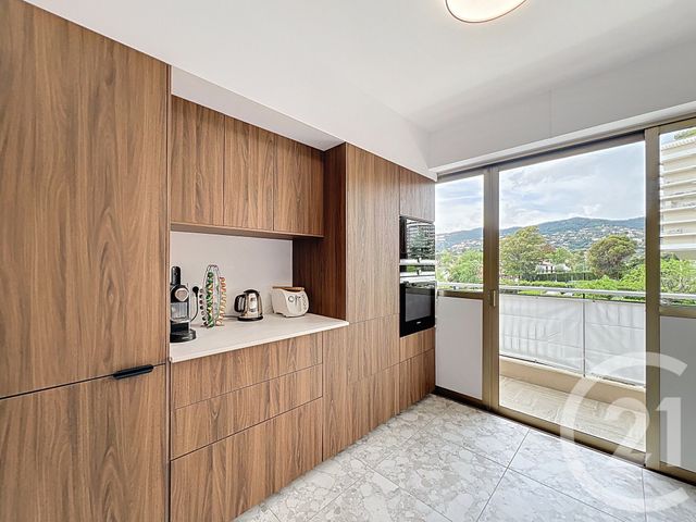 Appartement F3 à vendre - 3 pièces - 72,18 m2 - Mandelieu La Napoule - 06 - PROVENCE-ALPES-COTE-D-AZUR