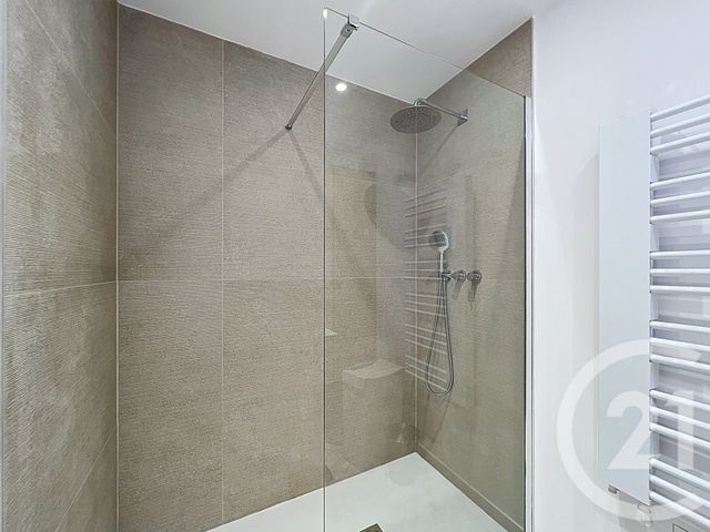 Appartement F3 à vendre - 3 pièces - 72,18 m2 - Mandelieu La Napoule - 06 - PROVENCE-ALPES-COTE-D-AZUR