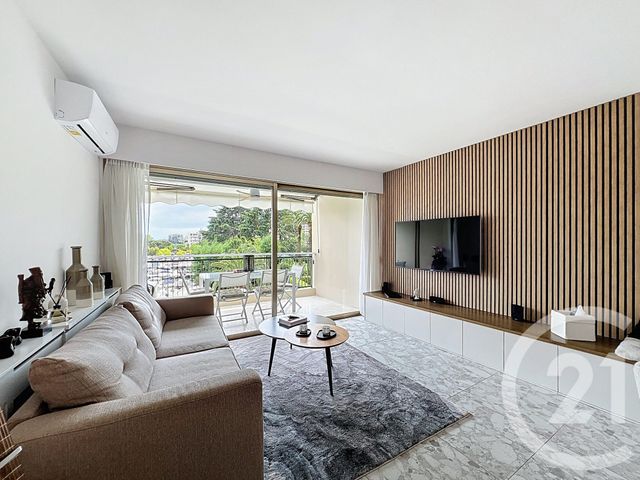 Appartement F3 à vendre - 3 pièces - 72,18 m2 - Mandelieu La Napoule - 06 - PROVENCE-ALPES-COTE-D-AZUR