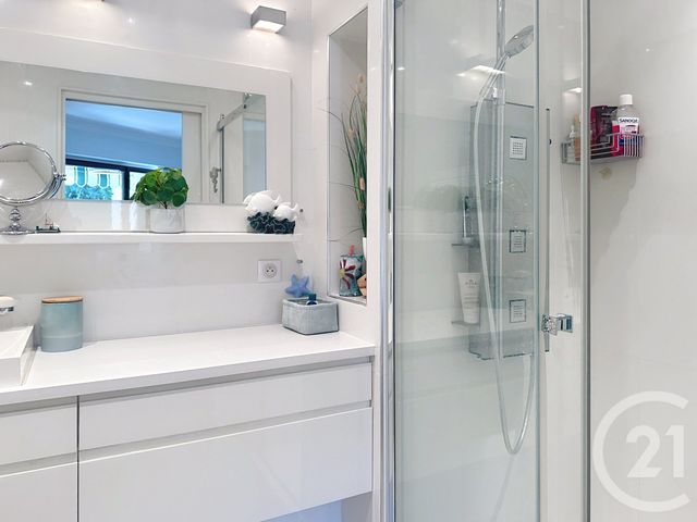 Appartement F3 à vendre - 3 pièces - 87,97 m2 - Mandelieu La Napoule - 06 - PROVENCE-ALPES-COTE-D-AZUR