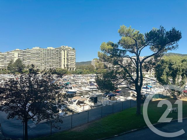 Appartement F3 à vendre - 3 pièces - 87,97 m2 - Mandelieu La Napoule - 06 - PROVENCE-ALPES-COTE-D-AZUR