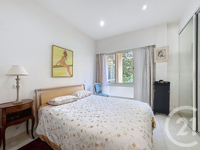 Appartement F7 et + à vendre - 7 pièces - 169,77 m2 - Mandelieu La Napoule - 06 - PROVENCE-ALPES-COTE-D-AZUR