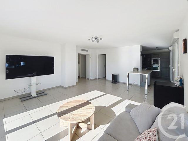 Appartement F4 à vendre - 4 pièces - 92 m2 - Mandelieu La Napoule - 06 - PROVENCE-ALPES-COTE-D-AZUR