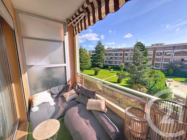 Appartement F2 à vendre - 2 pièces - 32,10 m2 - Mandelieu La Napoule - 06 - PROVENCE-ALPES-COTE-D-AZUR