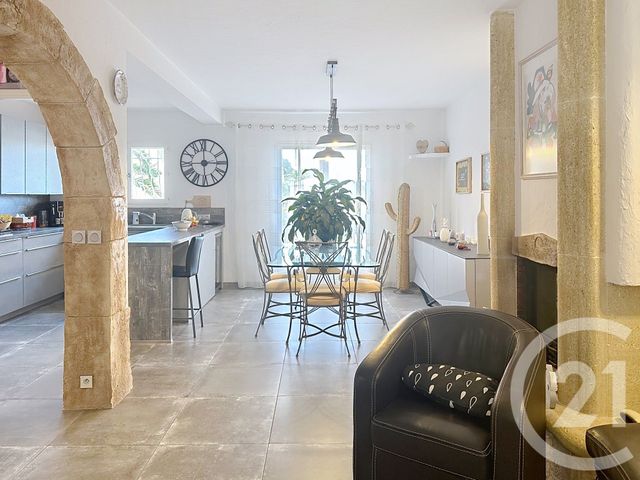 Maison à vendre - 5 pièces - 99,13 m2 - Mandelieu La Napoule - 06 - PROVENCE-ALPES-COTE-D-AZUR