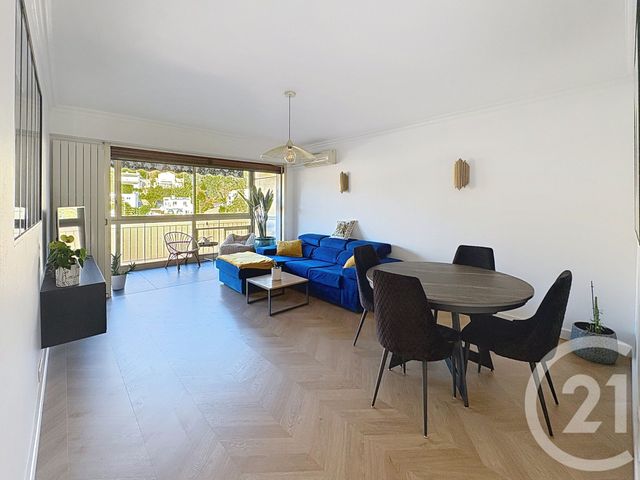 Appartement F4 à vendre - 4 pièces - 80 m2 - Mandelieu La Napoule - 06 - PROVENCE-ALPES-COTE-D-AZUR