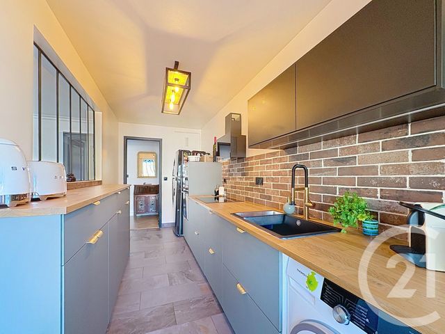 Appartement F4 à vendre - 4 pièces - 80 m2 - Mandelieu La Napoule - 06 - PROVENCE-ALPES-COTE-D-AZUR