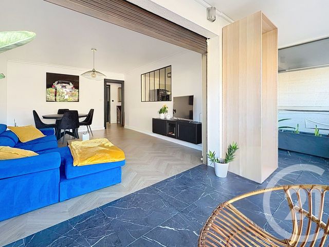 Appartement F4 à vendre - 4 pièces - 80 m2 - Mandelieu La Napoule - 06 - PROVENCE-ALPES-COTE-D-AZUR