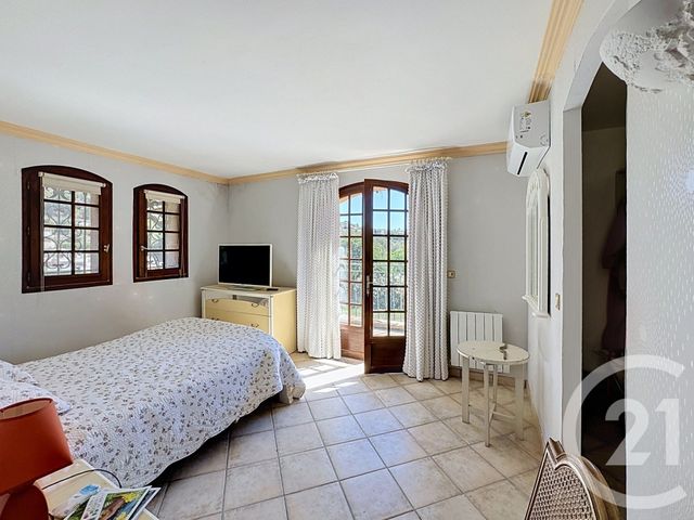 Maison &agrave; vendre - 7 pi&egrave;ces - 332 m2 - Mandelieu La Napoule - 06 - PROVENCE-ALPES-COTE-D-AZUR