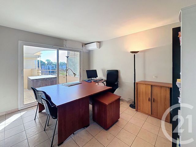 Appartement F4 à vendre - 4 pièces - 105 m2 - Mandelieu La Napoule - 06 - PROVENCE-ALPES-COTE-D-AZUR