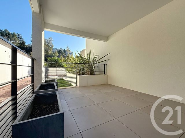 Appartement F2 à vendre - 2 pièces - 39,81 m2 - Cannes La Bocca - 06 - PROVENCE-ALPES-COTE-D-AZUR
