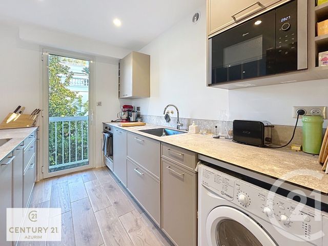 Appartement F3 à vendre - 3 pièces - 72,55 m2 - Mandelieu La Napoule - 06 - PROVENCE-ALPES-COTE-D-AZUR