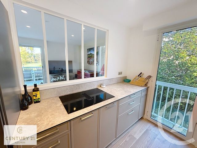 Appartement F3 à vendre - 3 pièces - 72,55 m2 - Mandelieu La Napoule - 06 - PROVENCE-ALPES-COTE-D-AZUR