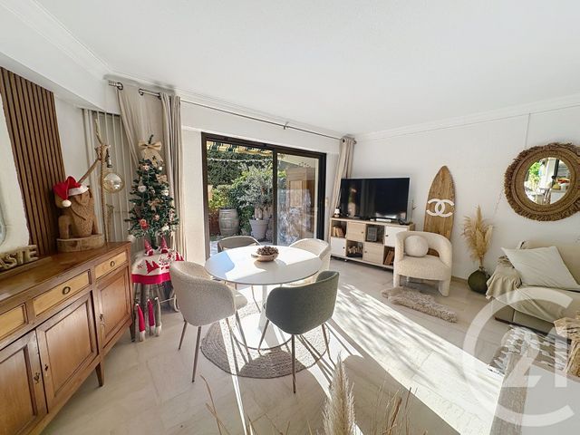 Appartement T2 à vendre - 2 pièces - 52,36 m2 - Mandelieu La Napoule - 06 - PROVENCE-ALPES-COTE-D-AZUR
