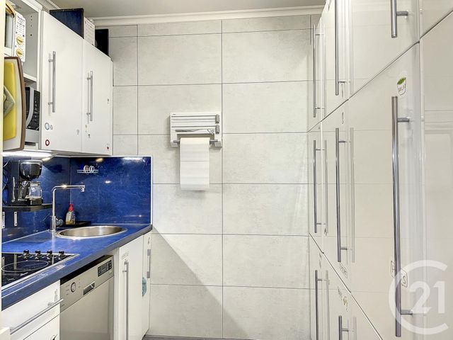 Appartement F2 &agrave; vendre - 2 pi&egrave;ces - 31,62 m2 - Theoule Sur Mer - 06 - PROVENCE-ALPES-COTE-D-AZUR