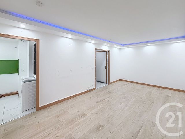 Appartement F1 &agrave; vendre - 1 pi&egrave;ce - 32,30 m2 - Mandelieu La Napoule - 06 - PROVENCE-ALPES-COTE-D-AZUR