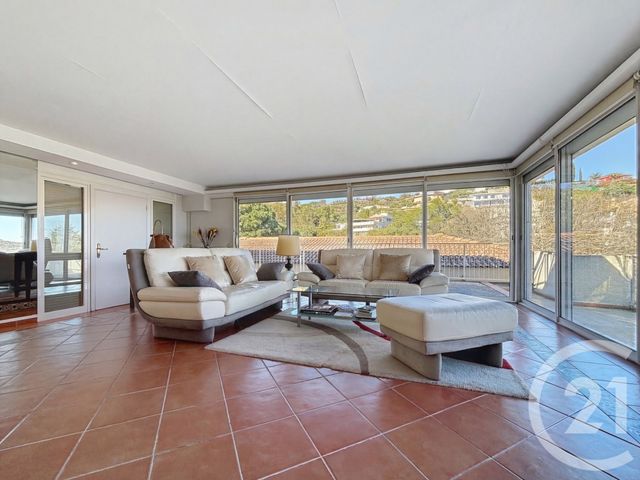 Appartement F5 &agrave; vendre - 5 pi&egrave;ces - 116,36 m2 - Mandelieu La Napoule - 06 - PROVENCE-ALPES-COTE-D-AZUR