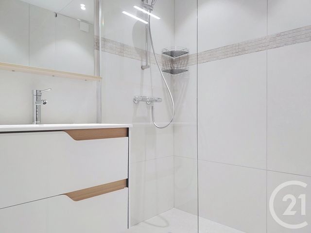 Appartement F2 &agrave; vendre - 2 pi&egrave;ces - 45 m2 - Le Cannet - 06 - PROVENCE-ALPES-COTE-D-AZUR