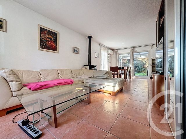 Maison &agrave; vendre - 4 pi&egrave;ces - 85 m2 - Mandelieu La Napoule - 06 - PROVENCE-ALPES-COTE-D-AZUR