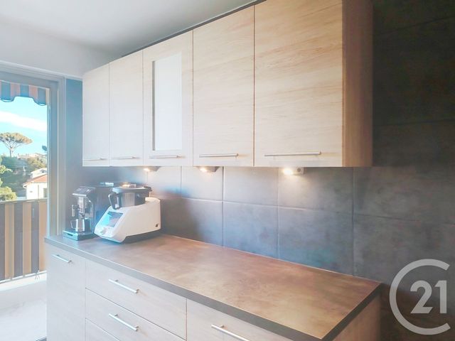 Appartement T3 &agrave; vendre - 3 pi&egrave;ces - 75 m2 - Le Cannet - 06 - PROVENCE-ALPES-COTE-D-AZUR