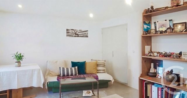 Appartement T2 &agrave; vendre - 2 pi&egrave;ces - 42,82 m2 - Le Cannet - 06 - PROVENCE-ALPES-COTE-D-AZUR