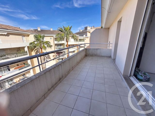 Appartement F1 &agrave; vendre - 1 pi&egrave;ce - 32,22 m2 - Mandelieu La Napoule - 06 - PROVENCE-ALPES-COTE-D-AZUR