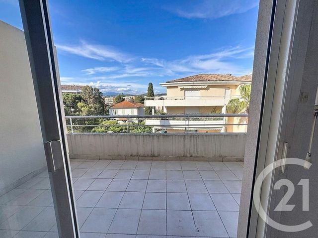 Appartement F1 &agrave; vendre - 1 pi&egrave;ce - 32,22 m2 - Mandelieu La Napoule - 06 - PROVENCE-ALPES-COTE-D-AZUR