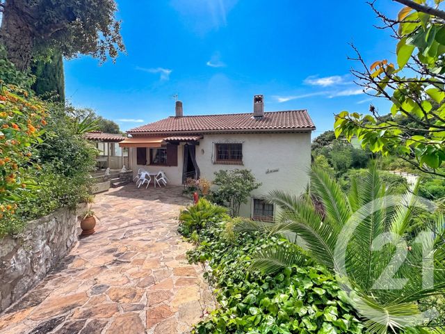 Maison &agrave; vendre - 6 pi&egrave;ces - 110 m2 - Mandelieu La Napoule - 06 - PROVENCE-ALPES-COTE-D-AZUR
