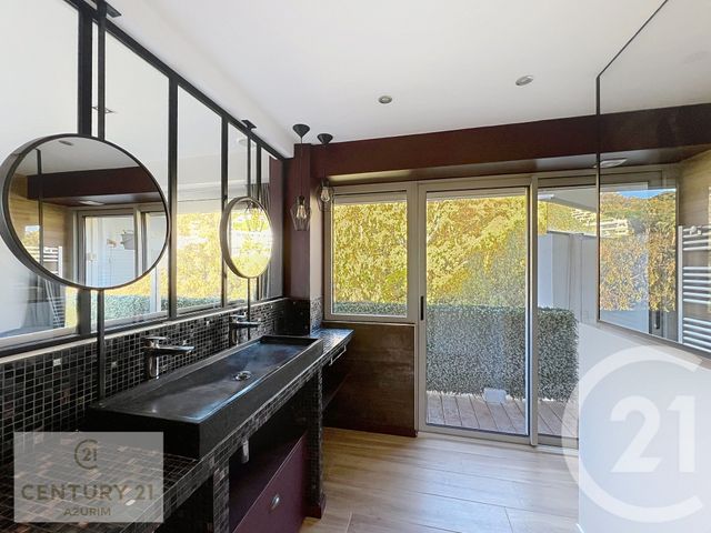 Appartement F5 &agrave; vendre - 5 pi&egrave;ces - 107,46 m2 - Le Golfe Juan - 06 - PROVENCE-ALPES-COTE-D-AZUR