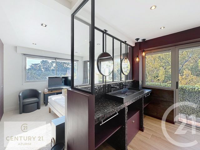 Appartement F5 &agrave; vendre - 5 pi&egrave;ces - 107,46 m2 - Le Golfe Juan - 06 - PROVENCE-ALPES-COTE-D-AZUR