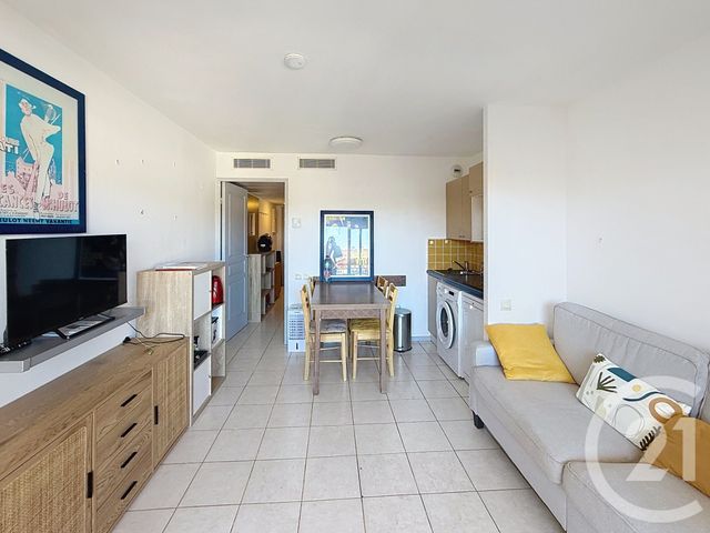 Appartement F1 &agrave; vendre - 1 pi&egrave;ce - 25,61 m2 - Cannes La Bocca - 06 - PROVENCE-ALPES-COTE-D-AZUR