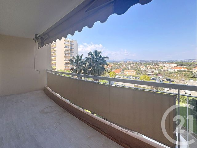 Appartement F2 &agrave; vendre - 2 pi&egrave;ces - 33 m2 - Mandelieu La Napoule - 06 - PROVENCE-ALPES-COTE-D-AZUR
