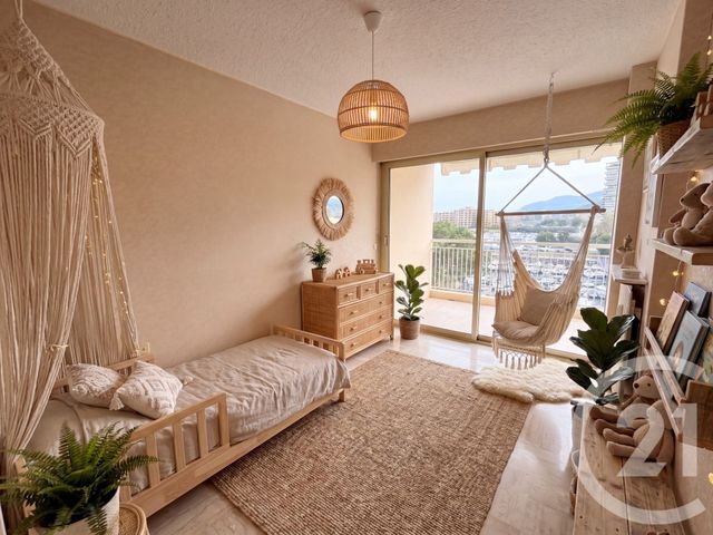 Appartement F4 &agrave; vendre - 4 pi&egrave;ces - 99,63 m2 - Mandelieu La Napoule - 06 - PROVENCE-ALPES-COTE-D-AZUR