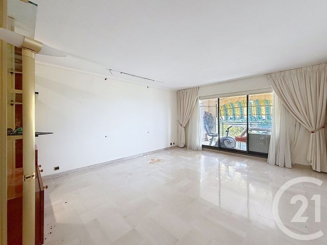 Appartement F3 &agrave; vendre - 3 pi&egrave;ces - 75 m2 - Mandelieu La Napoule - 06 - PROVENCE-ALPES-COTE-D-AZUR