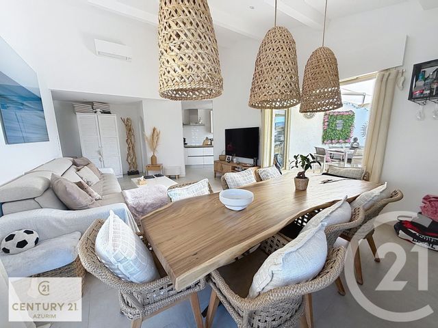 Appartement F4 &agrave; vendre - 4 pi&egrave;ces - 95,52 m2 - Mandelieu La Napoule - 06 - PROVENCE-ALPES-COTE-D-AZUR