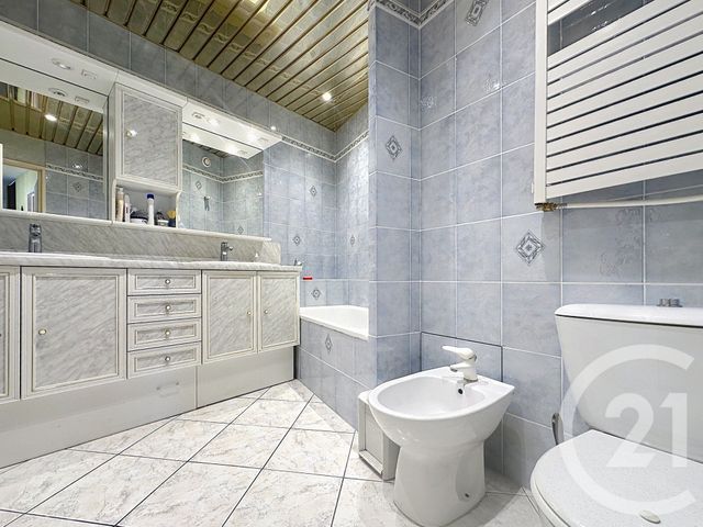 Appartement F3 &agrave; vendre - 3 pi&egrave;ces - 68,67 m2 - Mandelieu La Napoule - 06 - PROVENCE-ALPES-COTE-D-AZUR