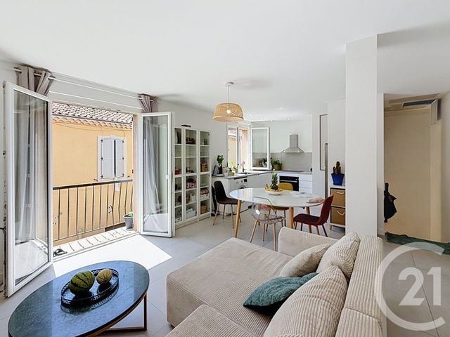 Maison &agrave; vendre - 5 pi&egrave;ces - 100 m2 - Mandelieu La Napoule - 06 - PROVENCE-ALPES-COTE-D-AZUR