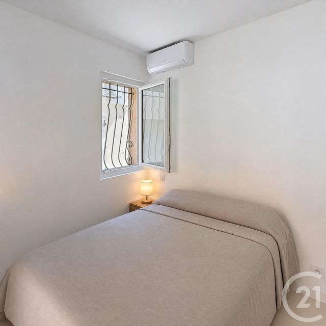 Maison &agrave; vendre - 5 pi&egrave;ces - 100 m2 - Mandelieu La Napoule - 06 - PROVENCE-ALPES-COTE-D-AZUR