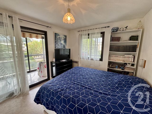 Appartement F2 &agrave; vendre - 2 pi&egrave;ces - 41,49 m2 - Mandelieu La Napoule - 06 - PROVENCE-ALPES-COTE-D-AZUR