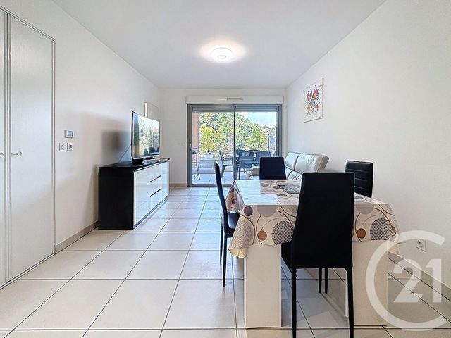 Appartement F3 &agrave; vendre - 3 pi&egrave;ces - 58 m2 - Theoule Sur Mer - 06 - PROVENCE-ALPES-COTE-D-AZUR