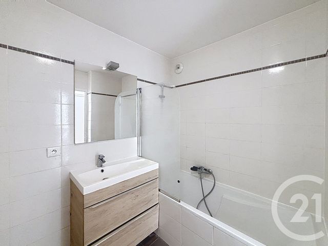 Appartement F3 &agrave; vendre - 3 pi&egrave;ces - 60,58 m2 - Mandelieu La Napoule - 06 - PROVENCE-ALPES-COTE-D-AZUR