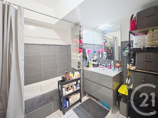 Appartement F2 &agrave; vendre - 2 pi&egrave;ces - 44,36 m2 - Cannes La Bocca - 06 - PROVENCE-ALPES-COTE-D-AZUR