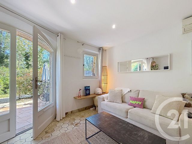 Appartement F2 &agrave; vendre - 2 pi&egrave;ces - 53,97 m2 - Mandelieu La Napoule - 06 - PROVENCE-ALPES-COTE-D-AZUR