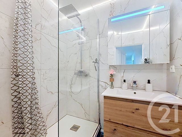 Appartement F3 &agrave; vendre - 3 pi&egrave;ces - 61,21 m2 - Mandelieu La Napoule - 06 - PROVENCE-ALPES-COTE-D-AZUR