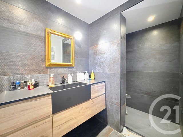 Maison &agrave; vendre - 6 pi&egrave;ces - 215 m2 - 06 - PROVENCE-ALPES-COTE-D-AZUR