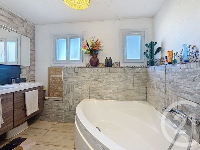 Maison &agrave; vendre - 6 pi&egrave;ces - 215 m2 - 06 - PROVENCE-ALPES-COTE-D-AZUR