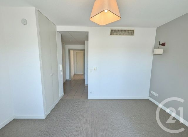 Appartement F1 &agrave; vendre - 1 pi&egrave;ce - 21,80 m2 - Mandelieu La Napoule - 06 - PROVENCE-ALPES-COTE-D-AZUR